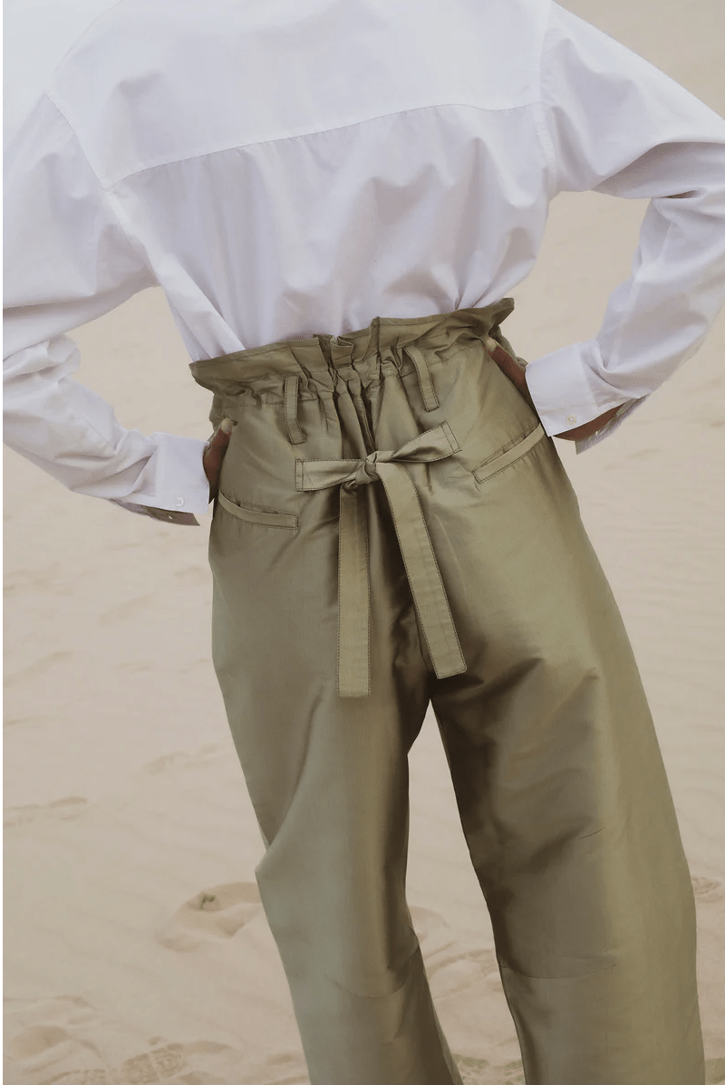 Techno Taffeta Barrel Pants | Sage - MATTHÉ - pants