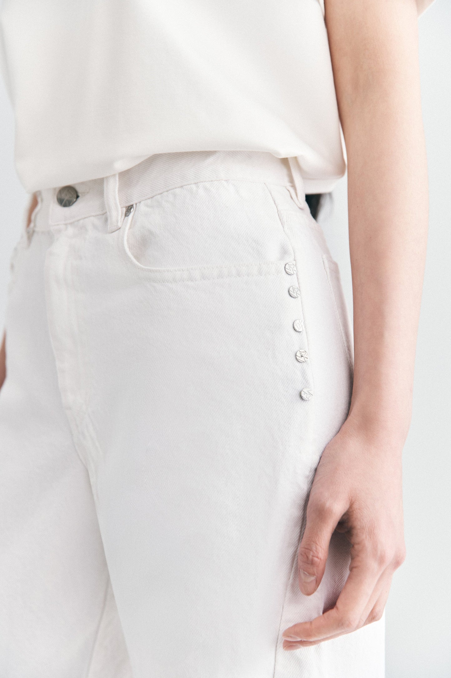 Dolly Stud Jeans | Ivory - MATTHÉ - jeans